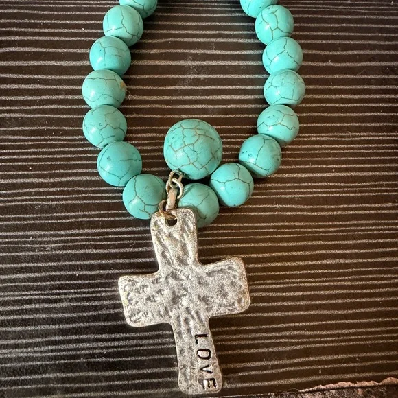 Turquoise Beaded Stretch Bracelet Cross Charm Faith Boho Western Style - Picture 2 of 2